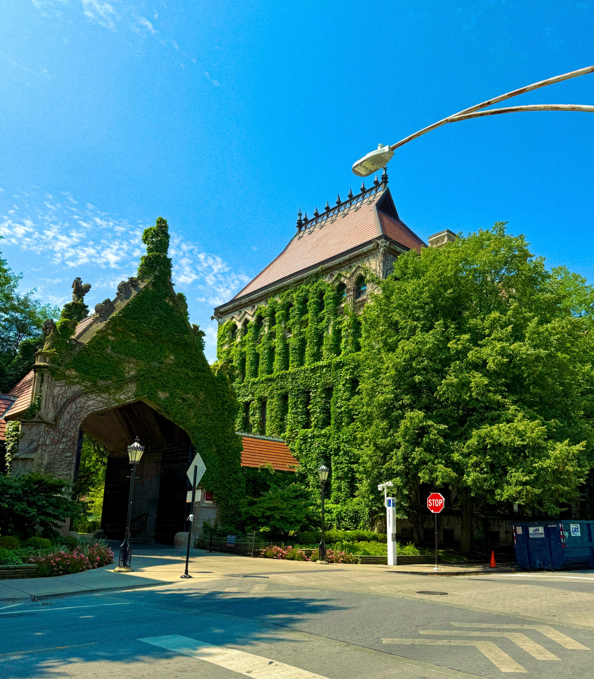 UChicago campus builiding